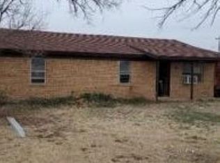208 Jefferson St, Lorenzo, TX 79343