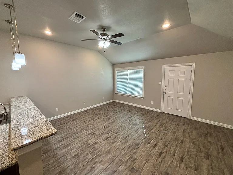 3340 Bordon Dr — Photo 9