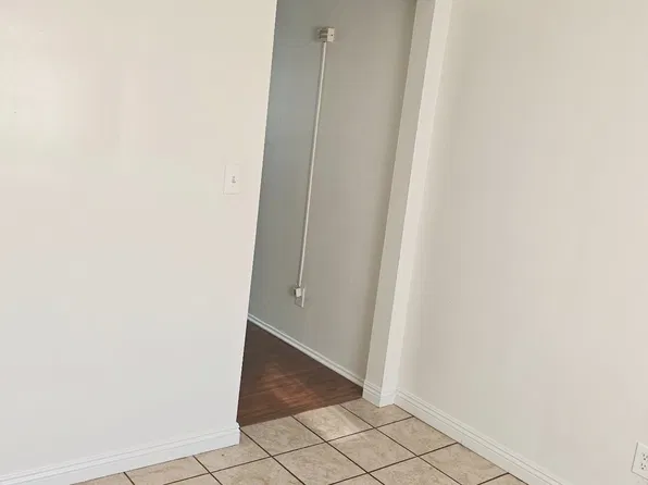 6327 Coldwater Canyon Ave, North Hollywood, CA