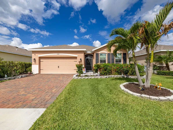 2165 SW Hawk River Dr Drive SW, Vero Beach, FL 32962