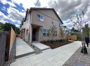 8550 SE Lafayette St, Portland, OR 97266