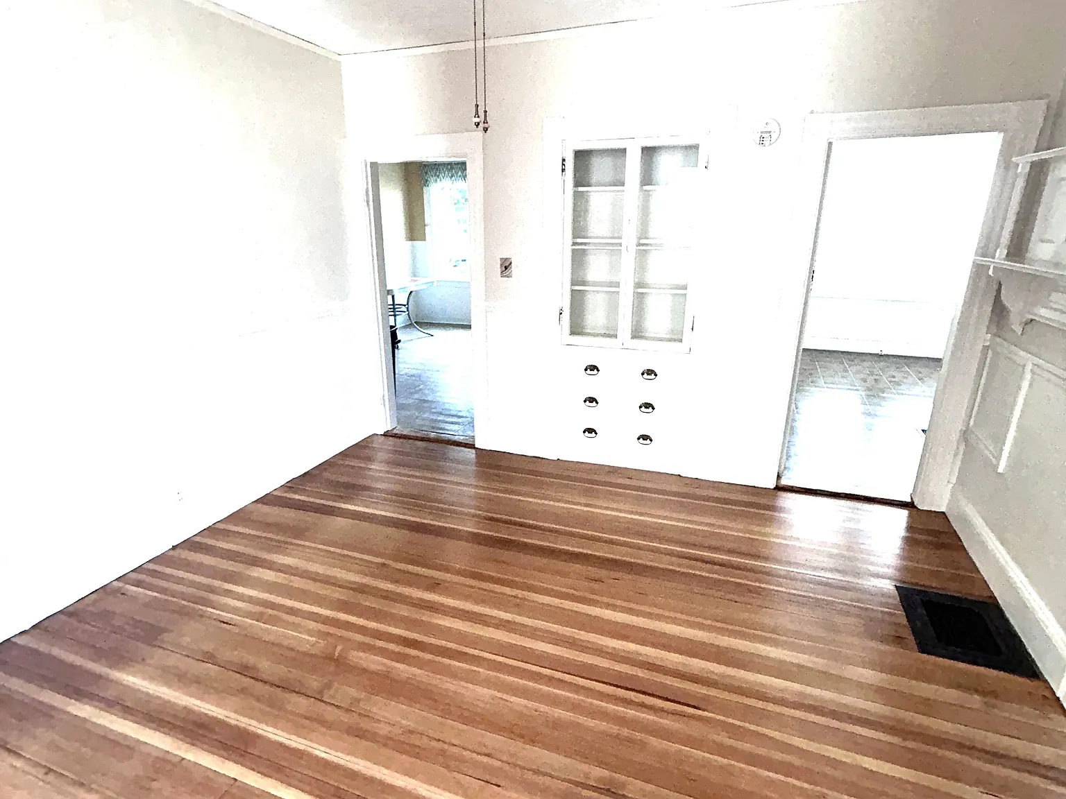 2 bed, 1100 sqft, $2,250 — Photo 1