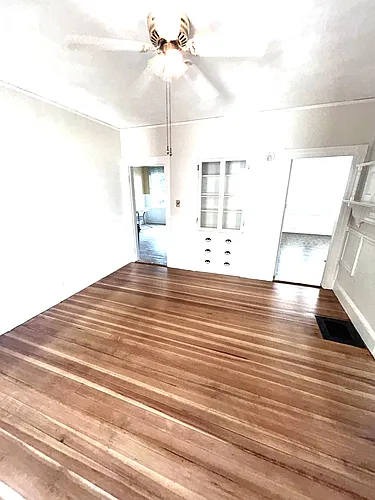 28-30 Lawrence St #3 Photo 1
