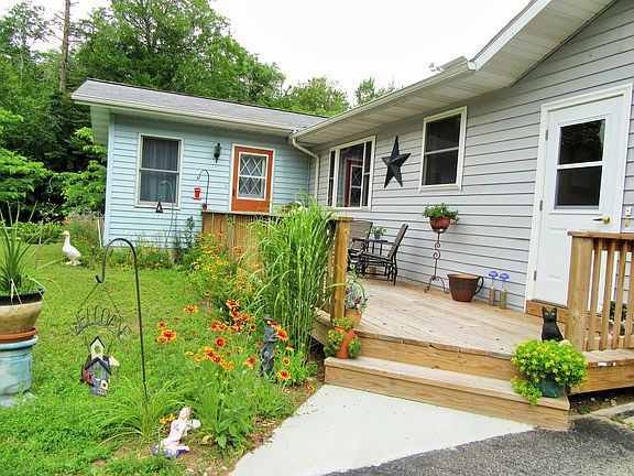 3rd image of 115 Sunset Beach Dr