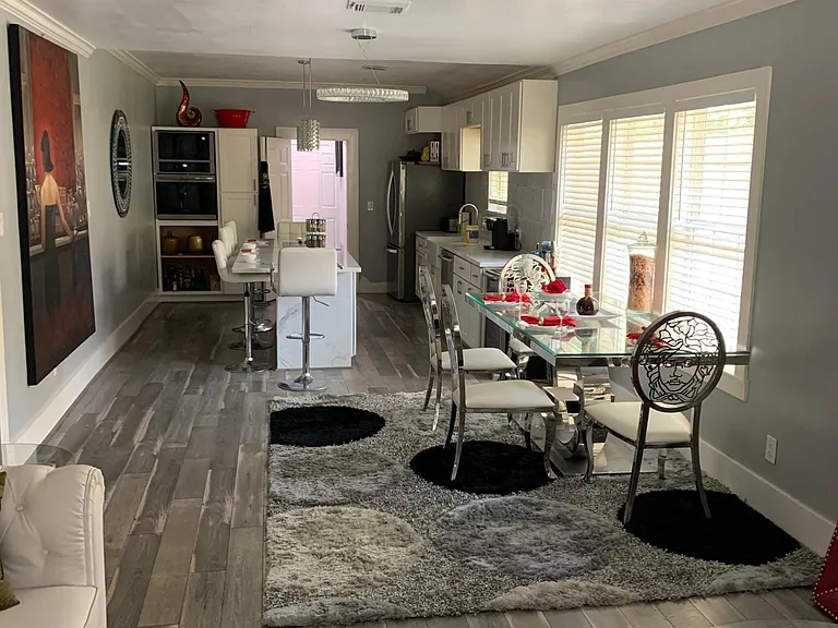 3022 Gray St — Photo 8