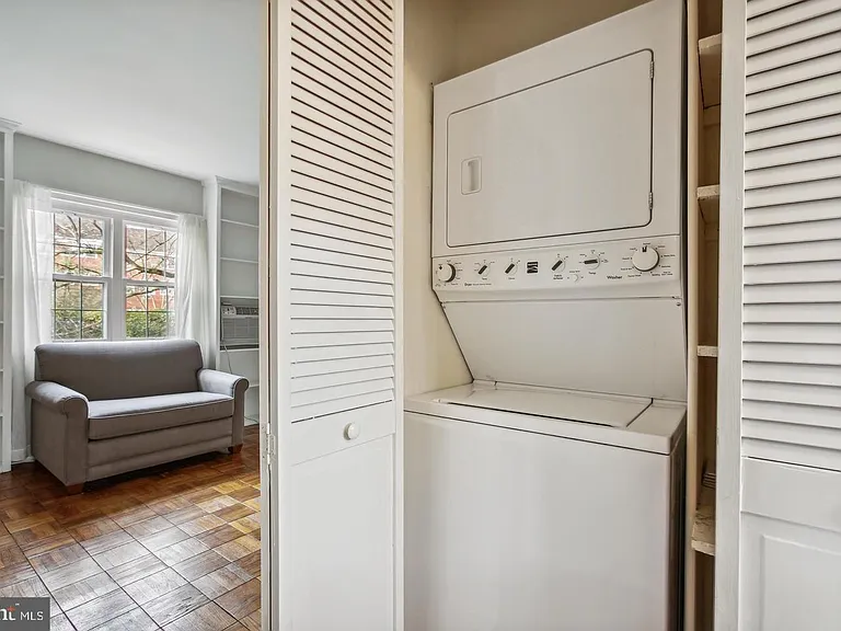 3139 Martha Custis Dr — Photo 13