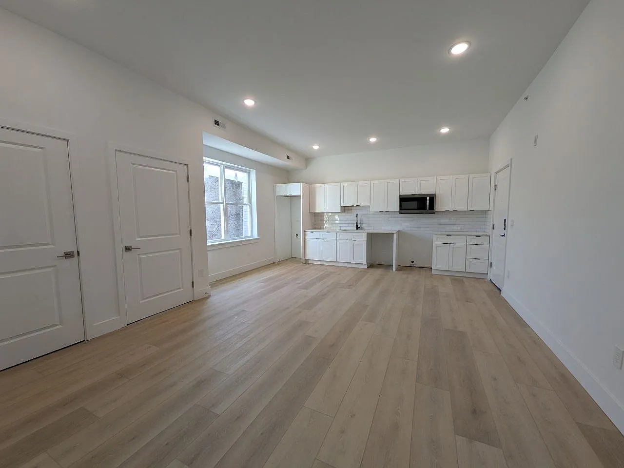 115 N 63rd St — Photo 3