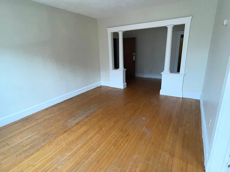 366 Centre St #3 — Photo 5