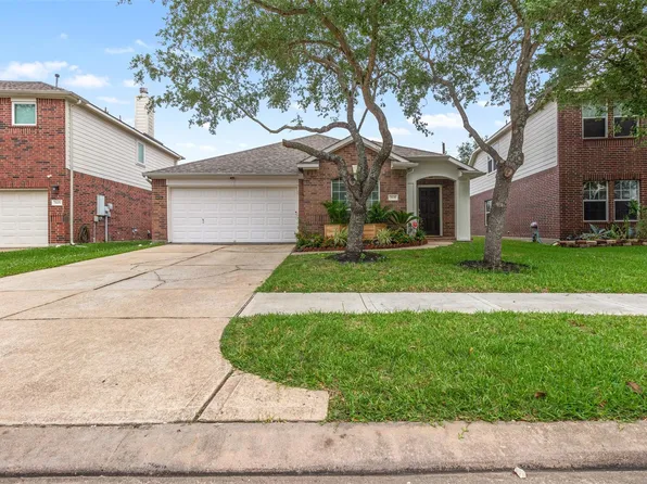 2606 Cypress Springs Dr, Pearland, TX 77584