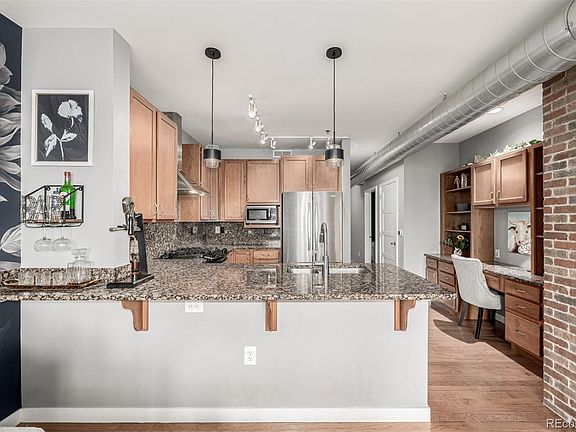 3rd image of 1313 S Clarkson Street #305