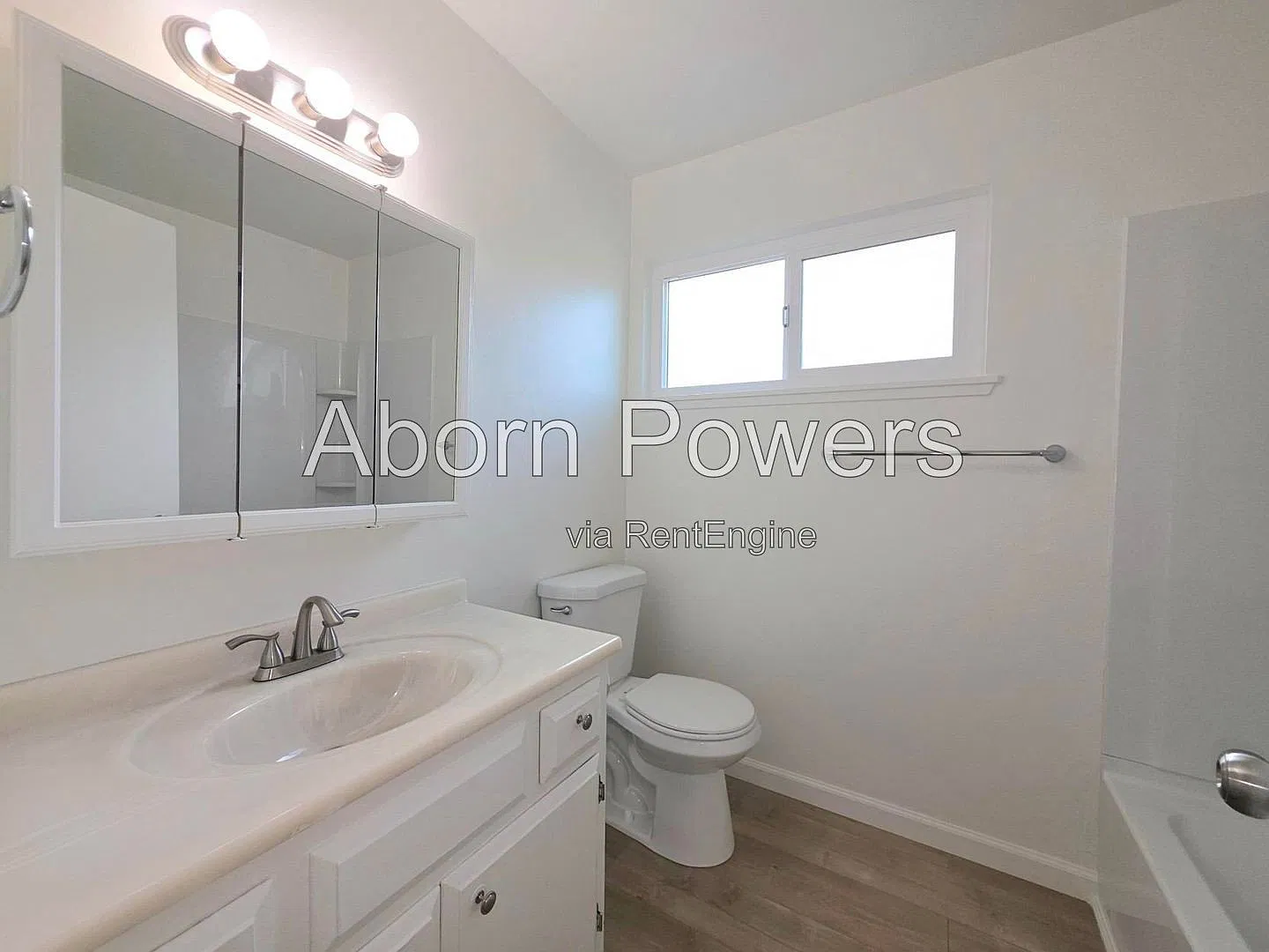 2 bed, 1.0 bath, $1,375 — Photo 3