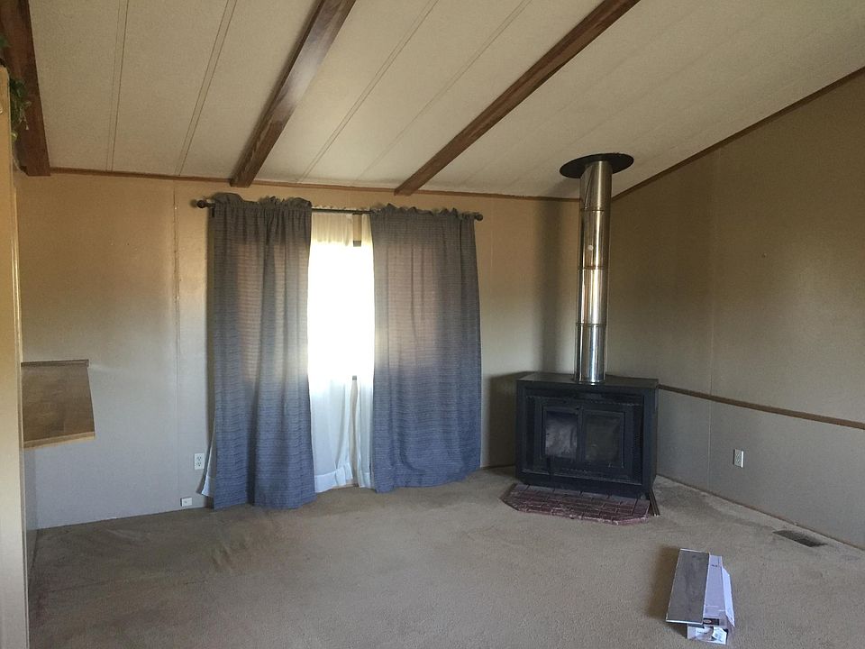 1st image of 3218 SE Grace Ave