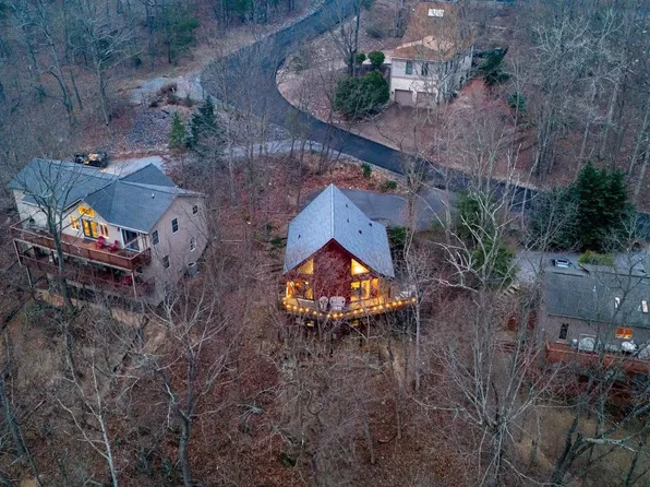 229 Hogan Ct, Mc Gaheysville, VA 22840