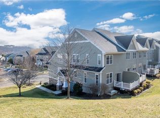 33 Lawrence Ave #33, Danbury, CT 06810