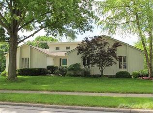 720 Longwood Rd, Lexington, KY 40503