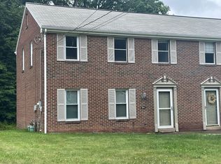 9150 Collington Sq, Allison Park, PA 15101