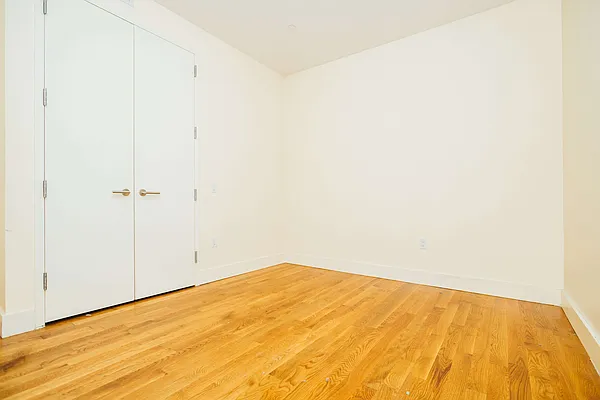Rented by Nooklyn NYC LLC | media 50