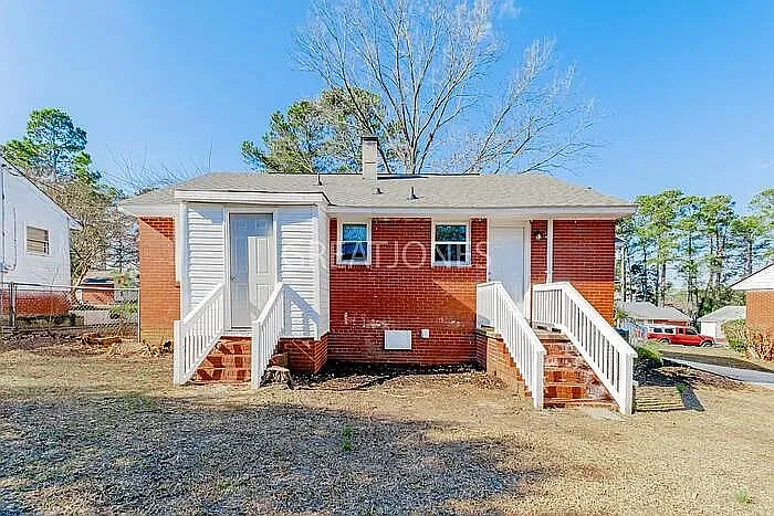 2 bed, 1.0 bath, 858 sqft, $1,225 — Photo 4