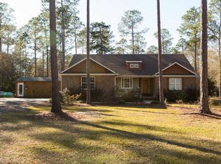 55 Pineland Pl, Nashville, GA 31639