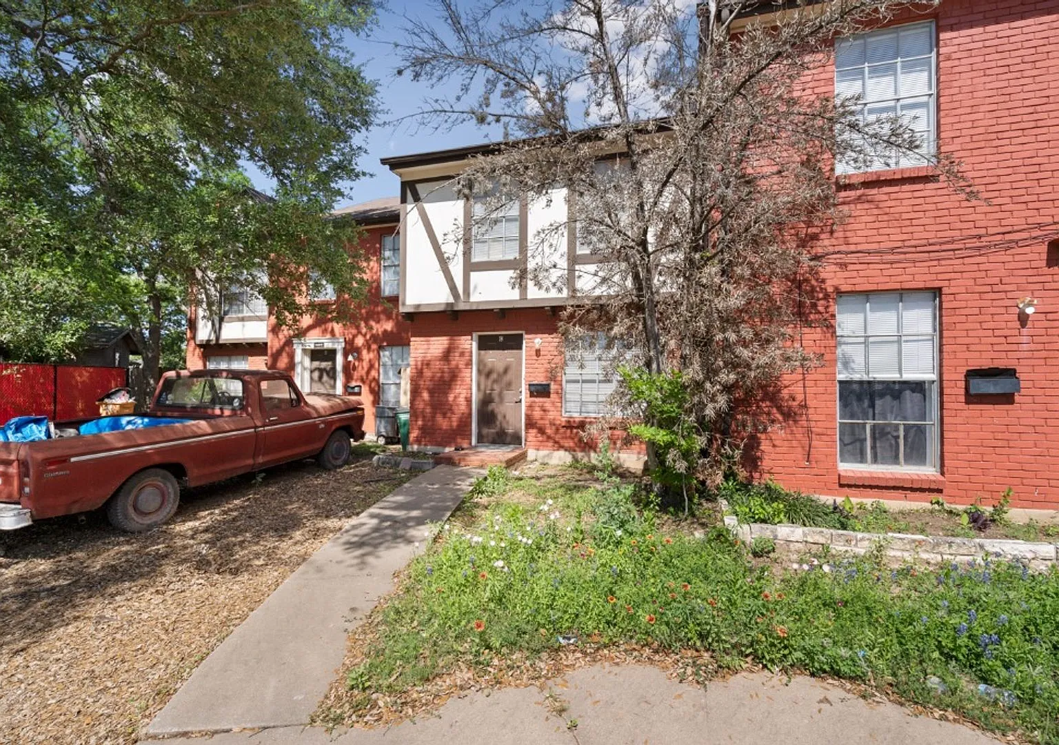 5800 Belmoor Drive, Unit C — Photo 4
