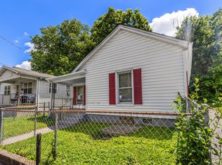858 Lylesville St, Paris, KY 40361