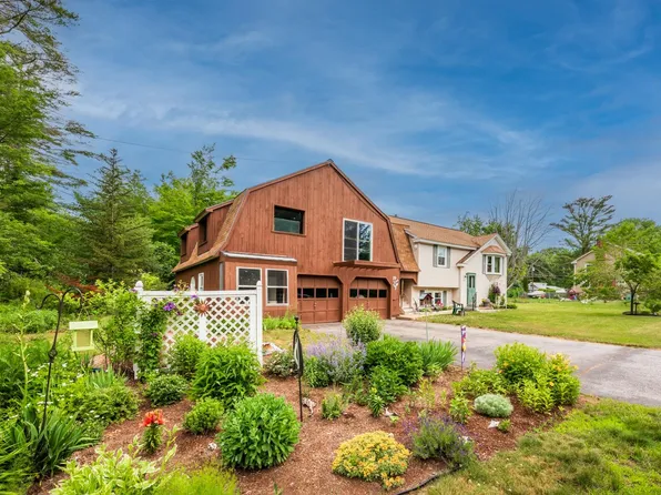 49 Woodrow Avenue, Franklin, NH 03235