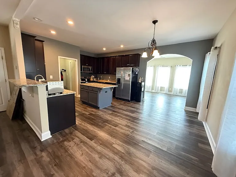 109 Lincolnton Ct — Photo 5