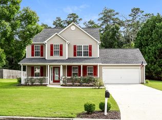 705 Manor Ridge Dr, Loganville, GA 30052