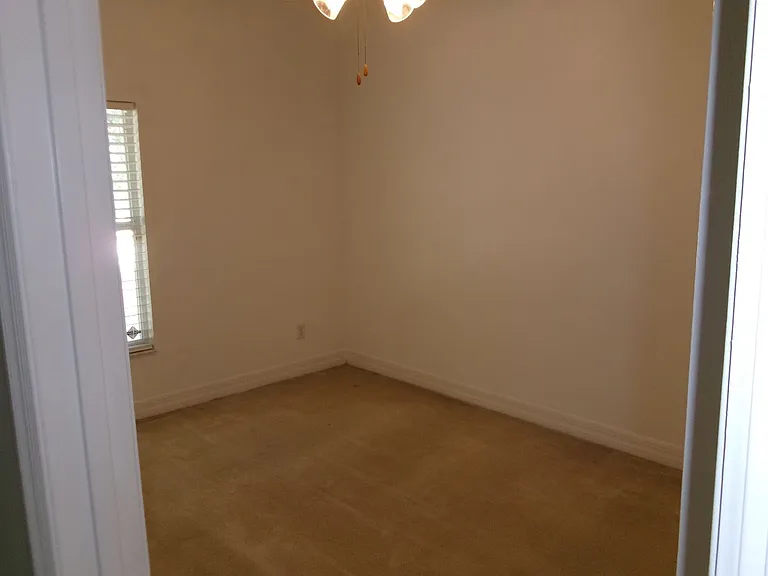 12415 Lake Valley Dr — Photo 23