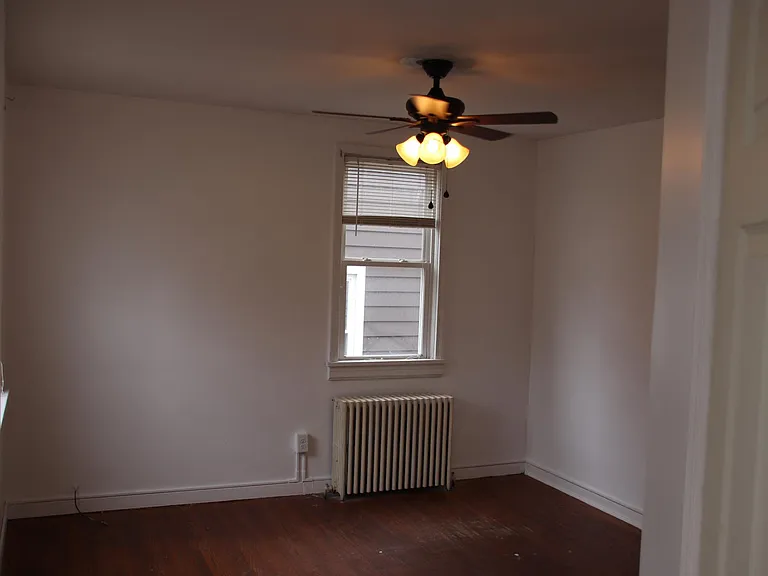 29 Warren St — Photo 14