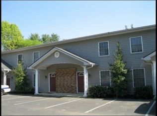 415 Pine Lakes Ln, Rockford, TN 37853