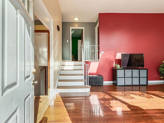 5th image of 19 Cormack Ct