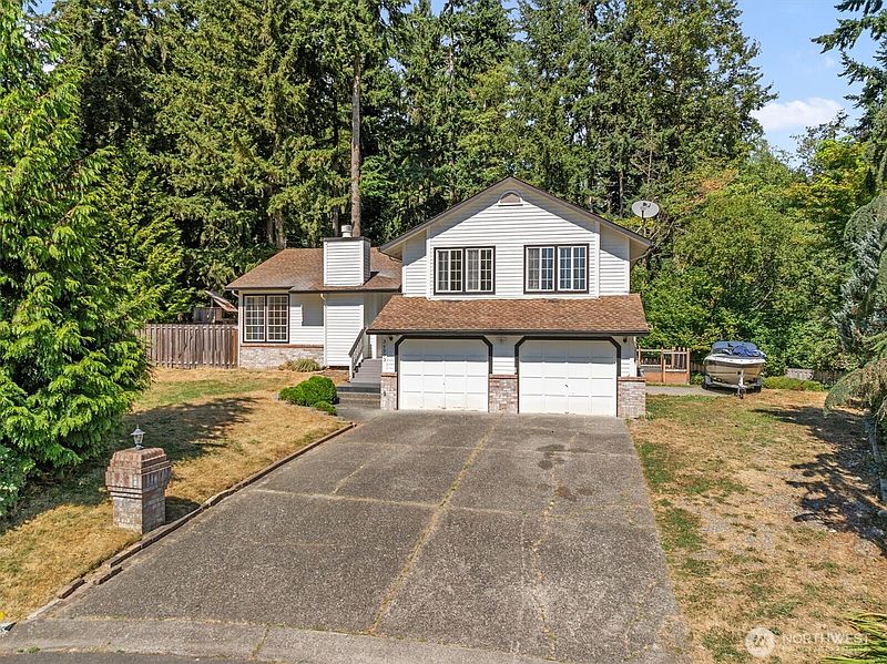 3rd image of 36503 2nd Avenue SW