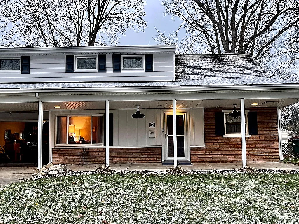 2256 Liberty St photo 1