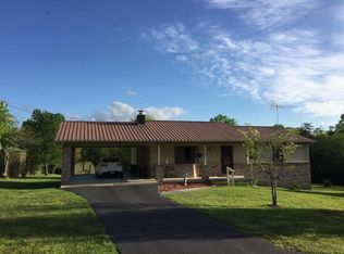 9514 Peavine Rd, Crab Orchard, TN 37723