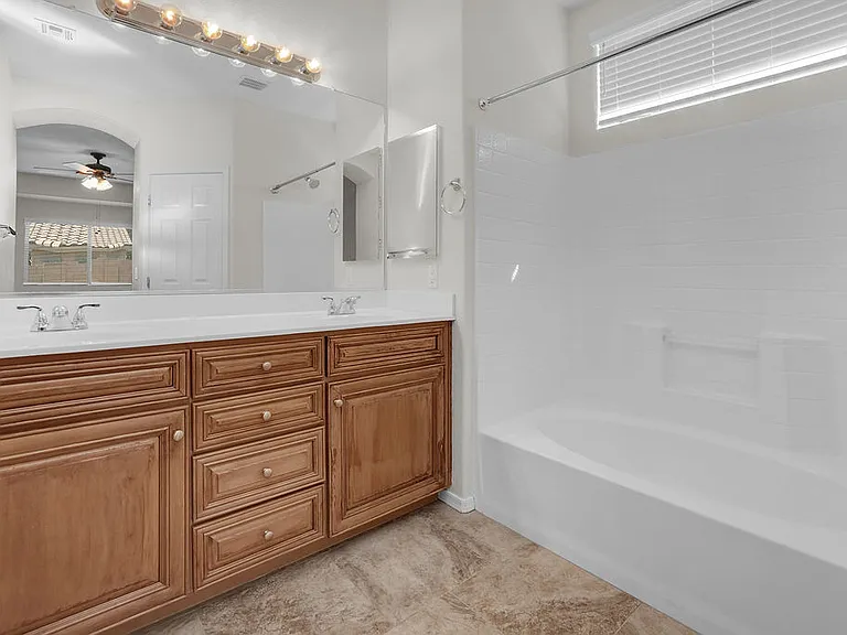 18631 E Swan Dr — Photo 18