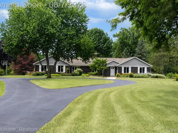61195 Mount Vernon Rd, Washington, MI 48094