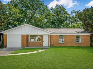 204 S Lillis Ln, Denison, TX 75020