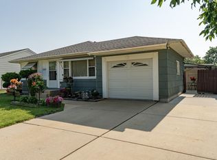 1404 15 1/2 Ave NW, Rochester, MN 55901