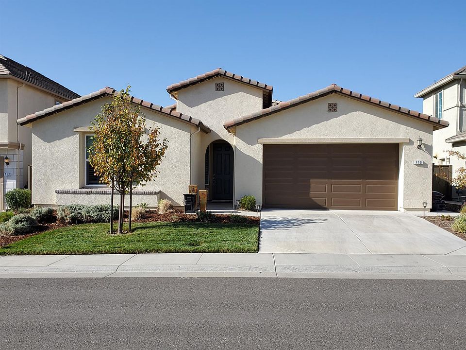 1st image of 710 Gentle Breeze Way