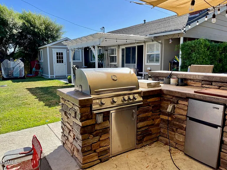 112 Maria Ln — Photo 16