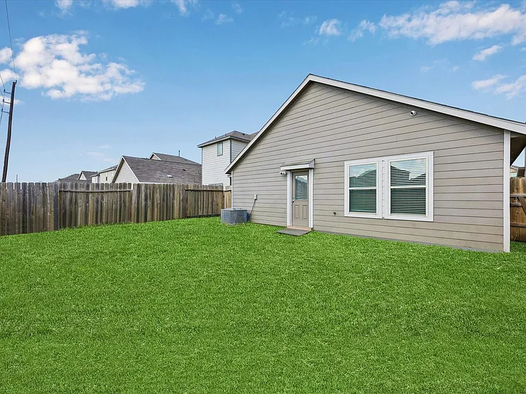 7931 Tuscan Cypress Dr — Photo 14