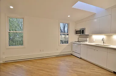 Rented by Park Property Advisors