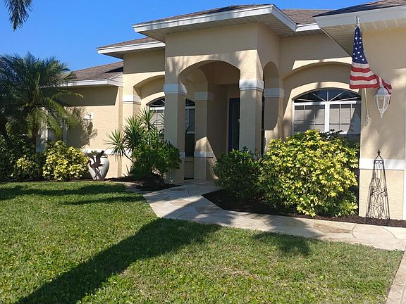 2nd image of 4823 SW 2nd Ave