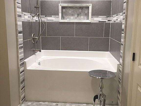 Jack and Jill soaking tub 