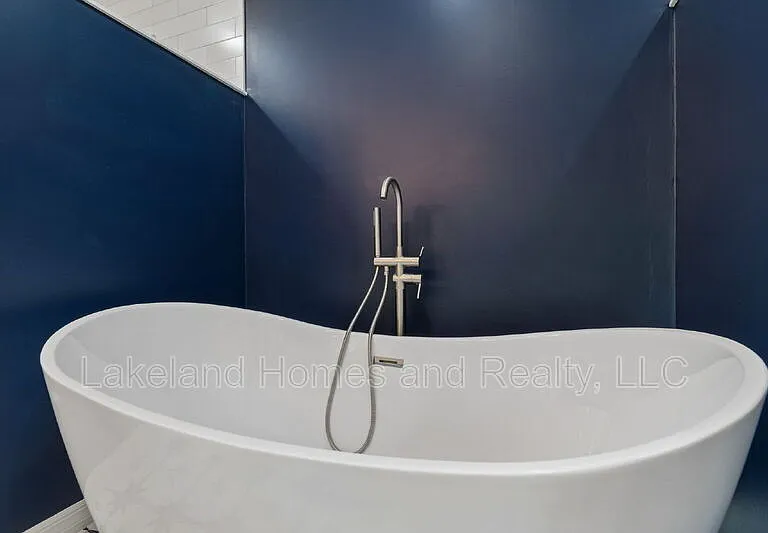 95 Woodside Dr — Photo 31