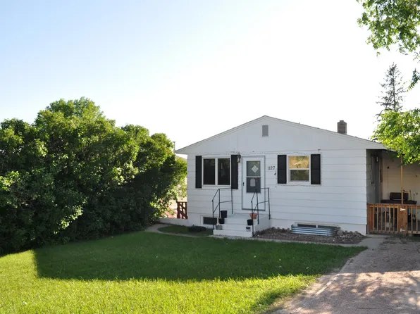 1127 Holcomb Ave, Rapid City, SD 57701