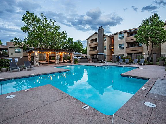 Resort-Style Swimming Pool