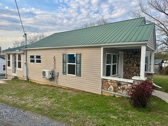 2nd image of 1310 Birchwood Rd