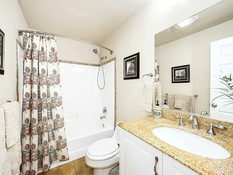 8659 Delridge Way SW #B3 — Photo 13